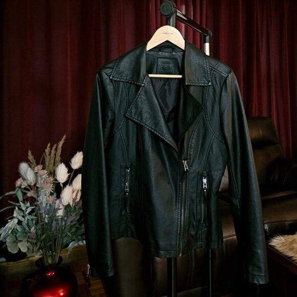 MAX STUDIO WOMEN'S BLACK FAUX LEATHER JACKET - Picture 1 of 4